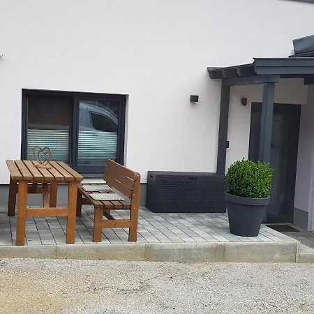 Stefanie By Interhome Apartman Taxenbach